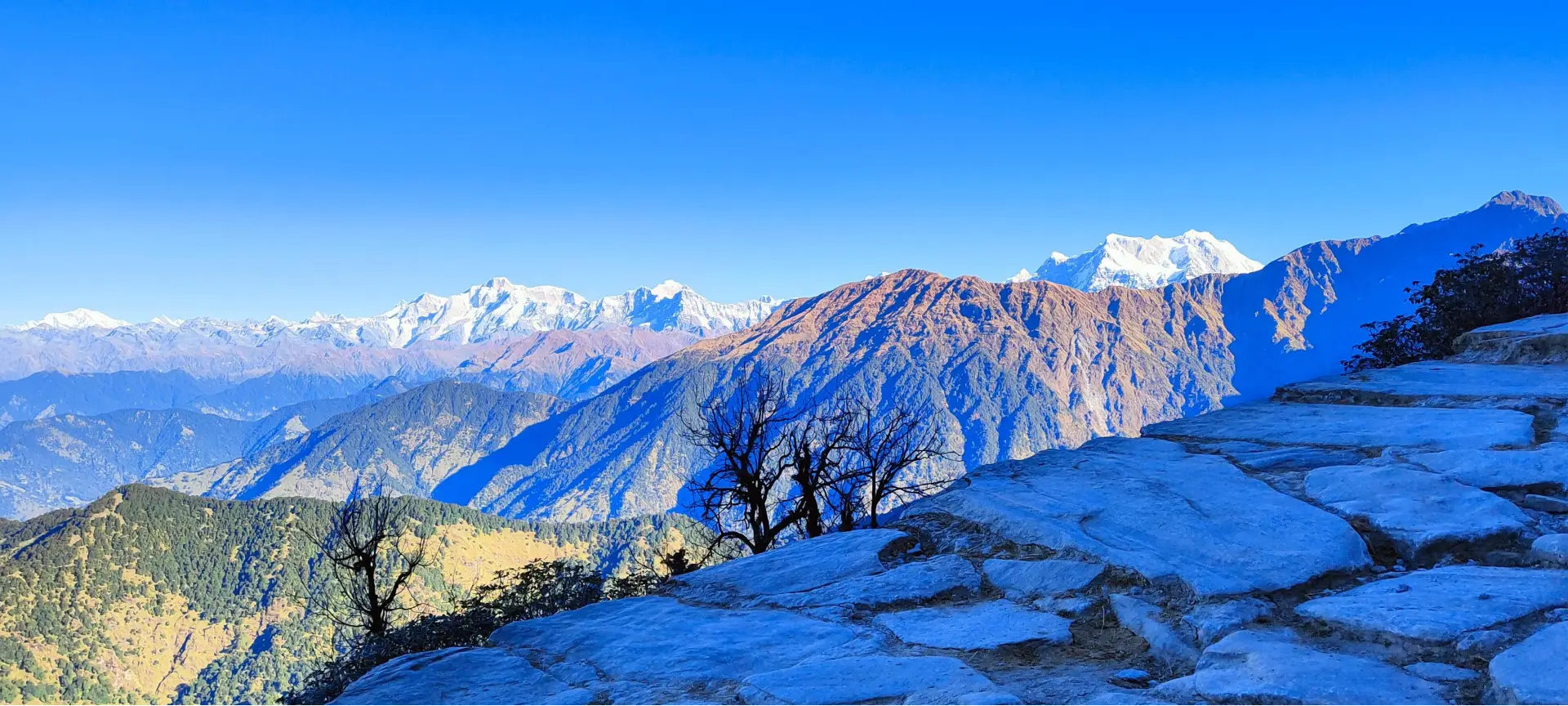 Lhotse mountain hero